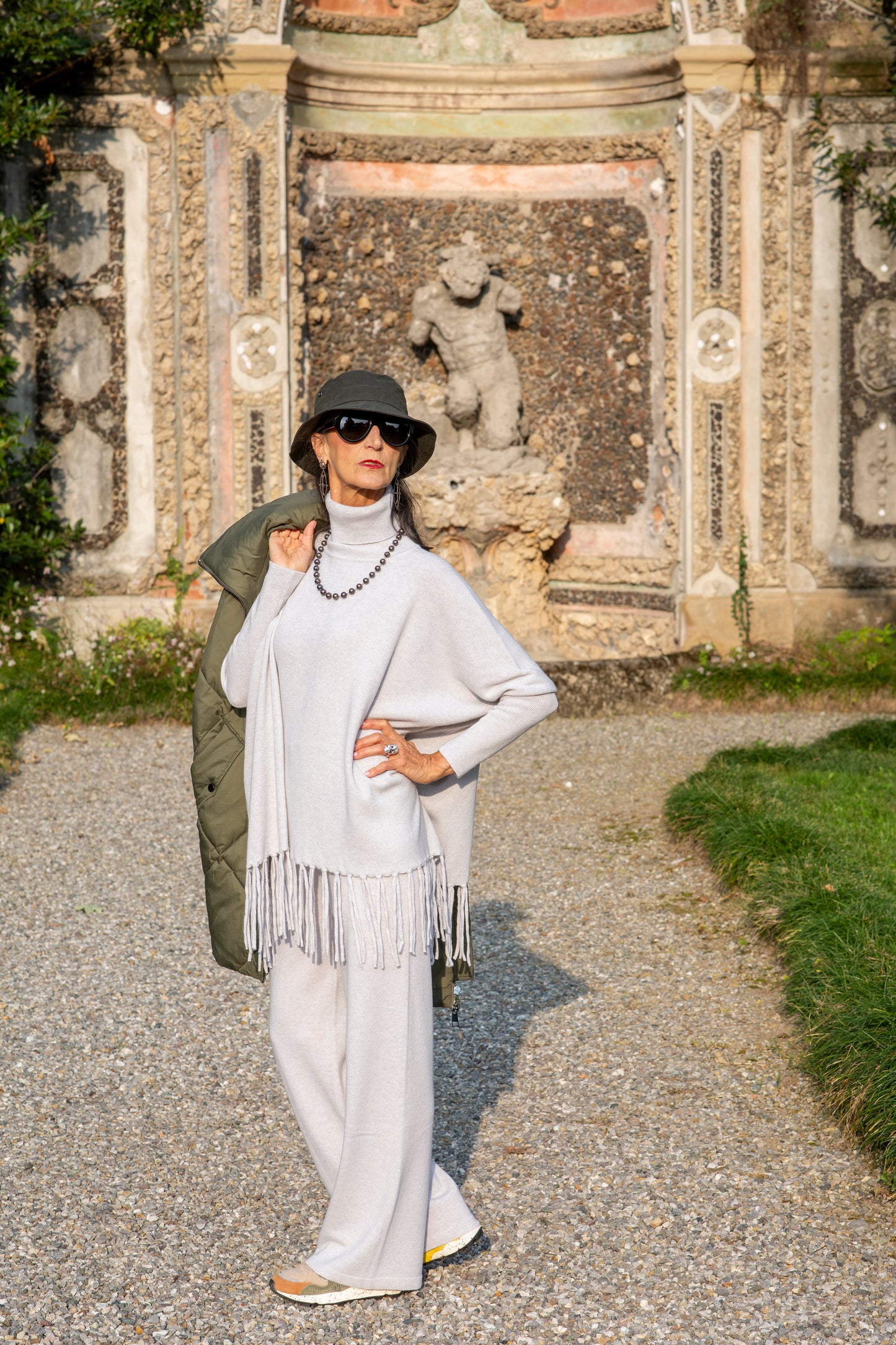 MAGLIA IN CASHMERE CON FRANGE