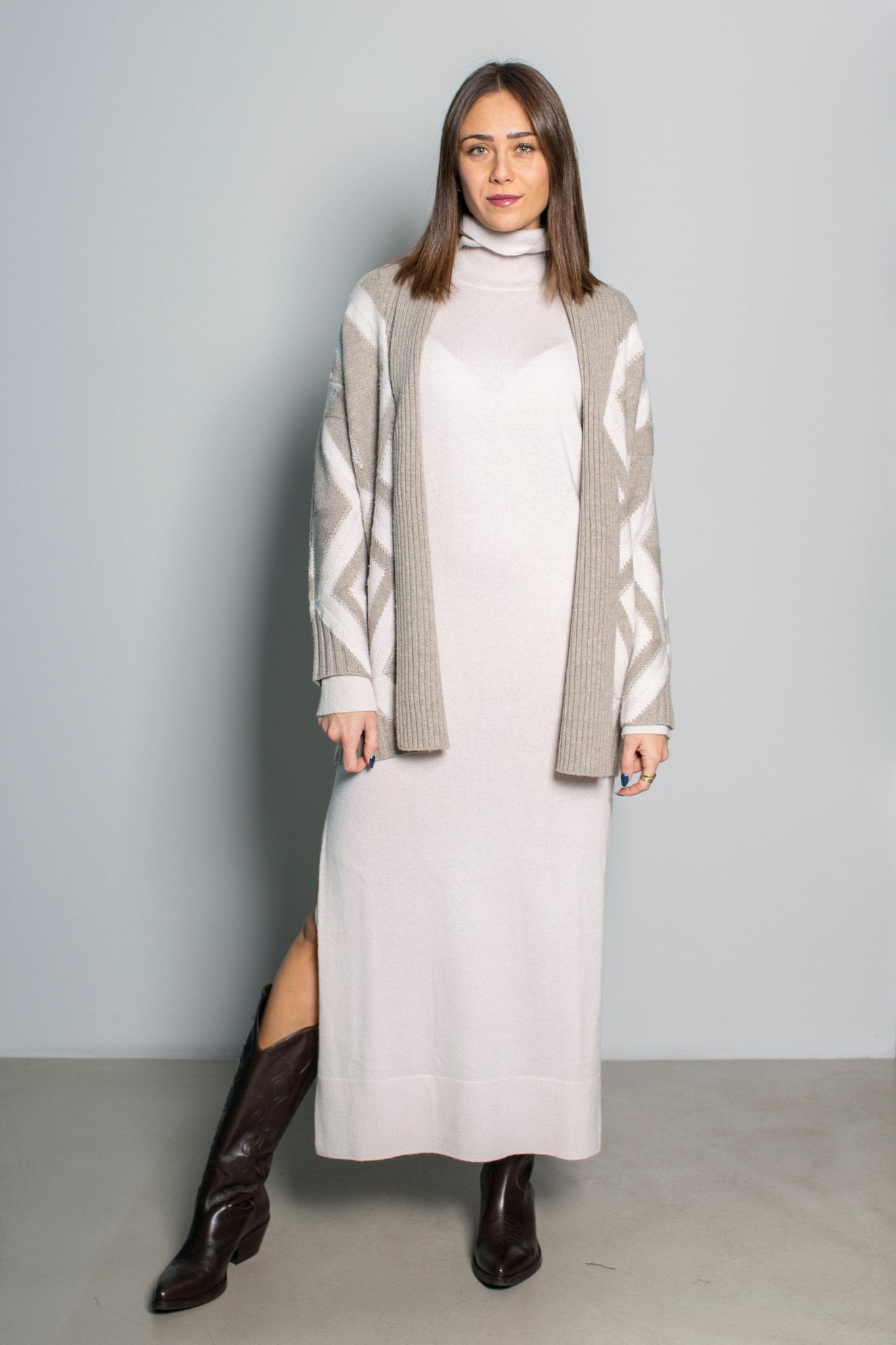 ABITO CON SPACCHI ALPHA STUDIO - SALA MERATE