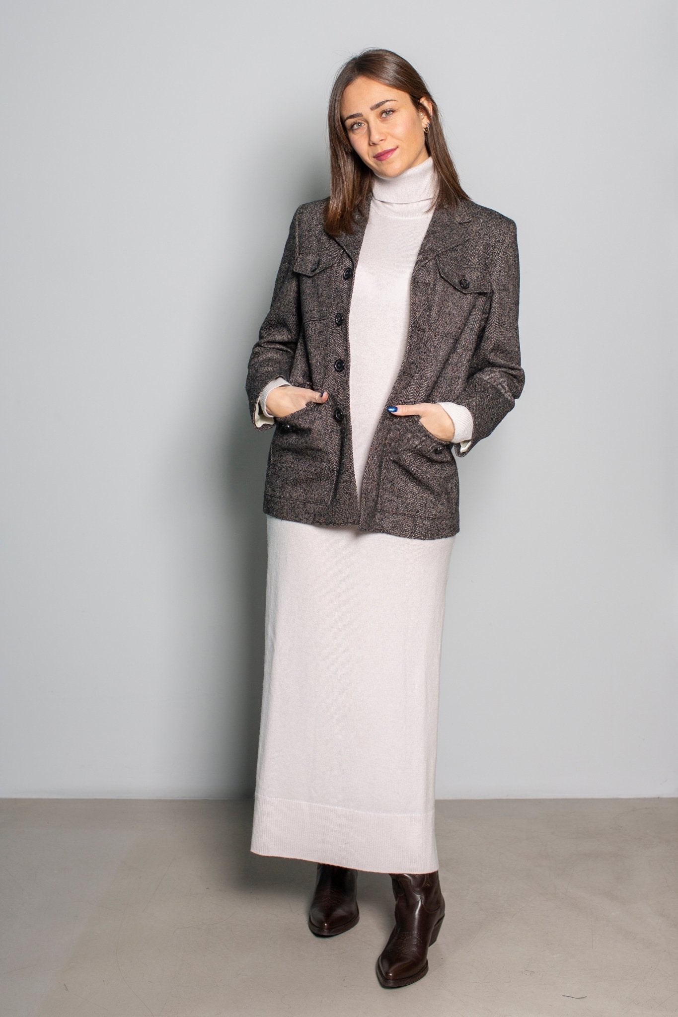 ABITO CON SPACCHI ALPHA STUDIO - SALA MERATE