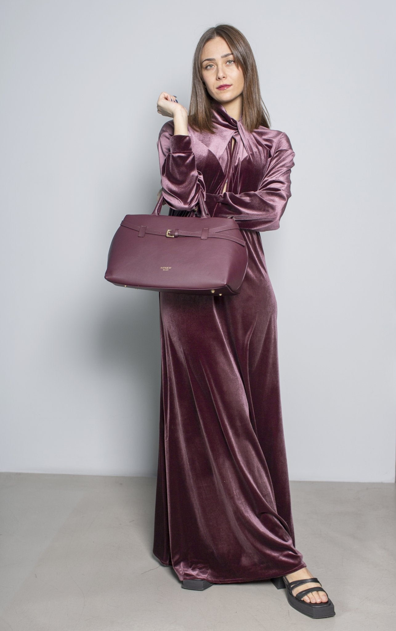 ABITO LUNGO IN VELLUTO OLLA PAREG - SALA MERATE