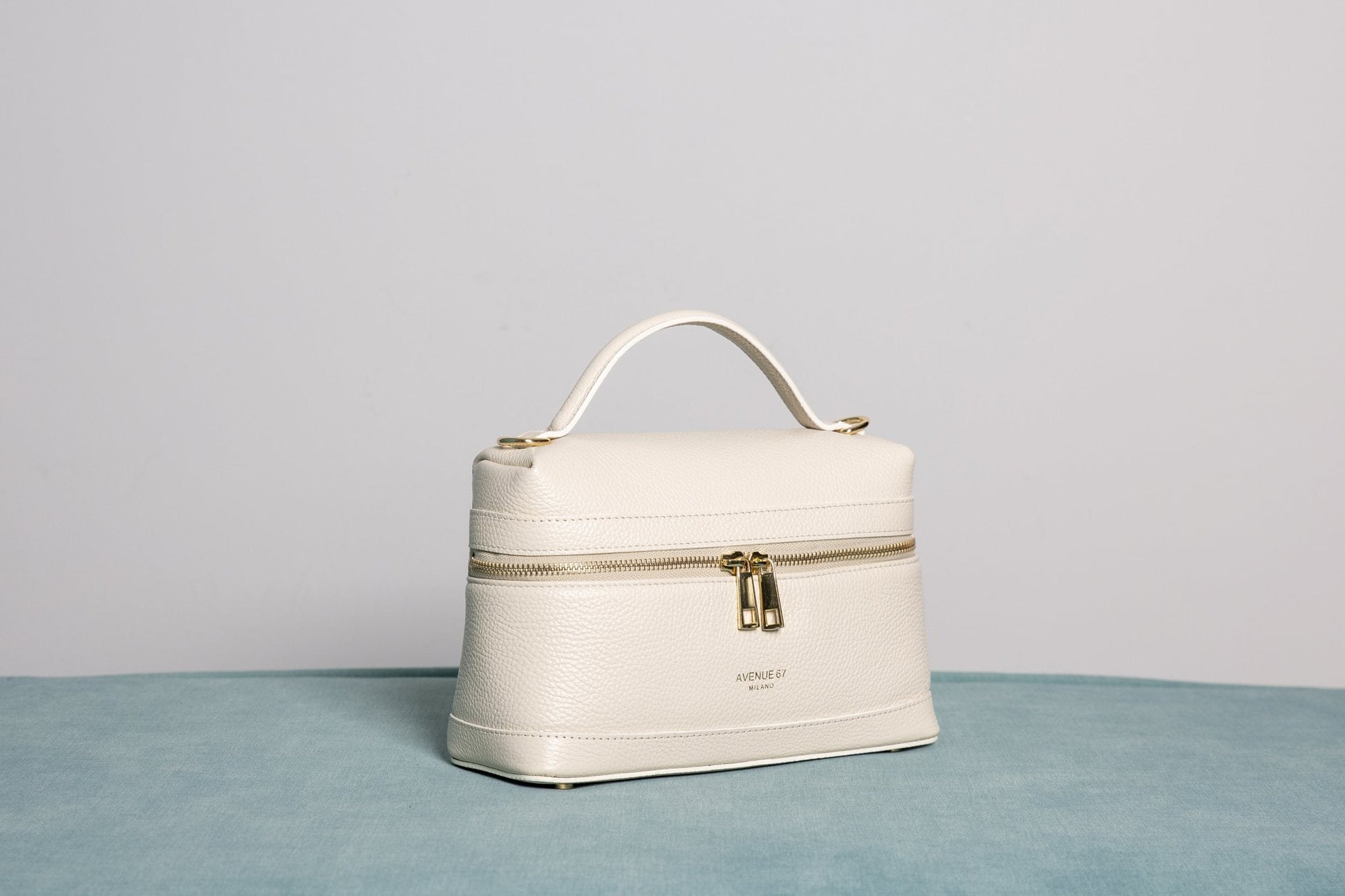 BORSA CASE AVENUE 67 - SALA MERATE