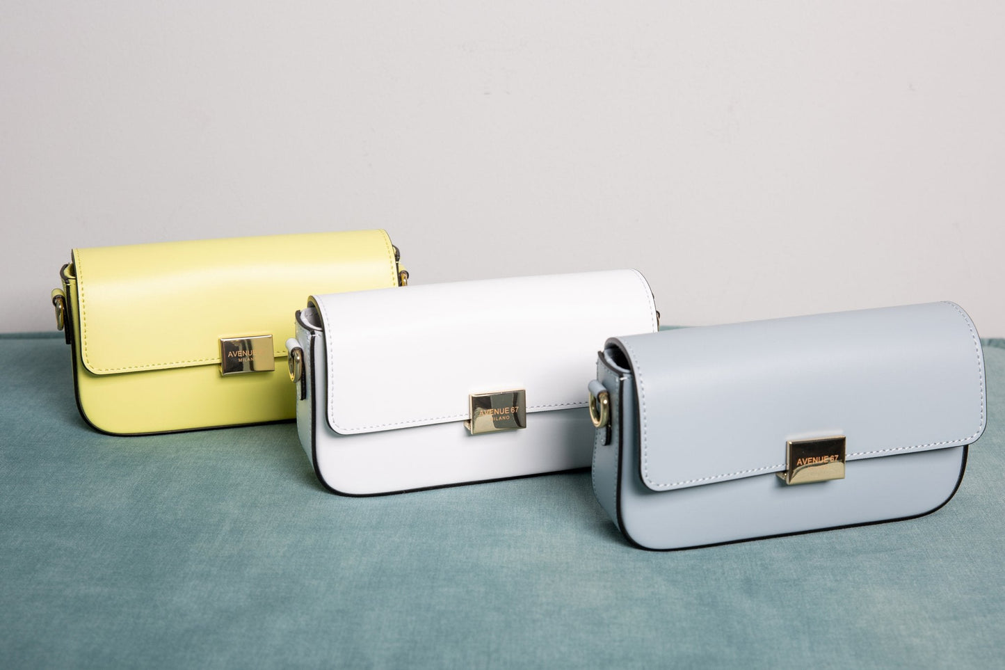 BORSA FARAH AVENUE 67 - SALA MERATE