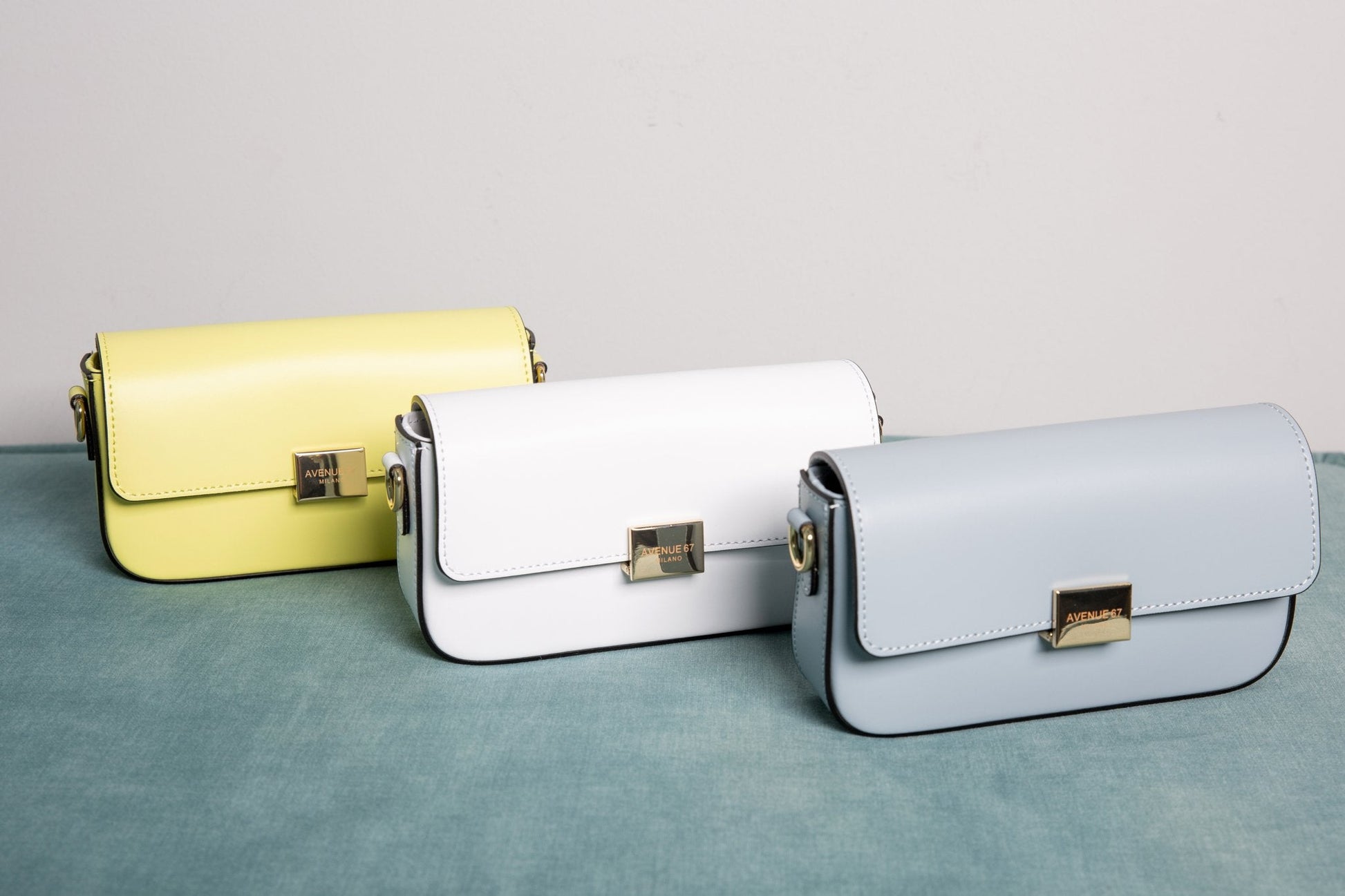 BORSA FARAH AVENUE 67 - SALA MERATE