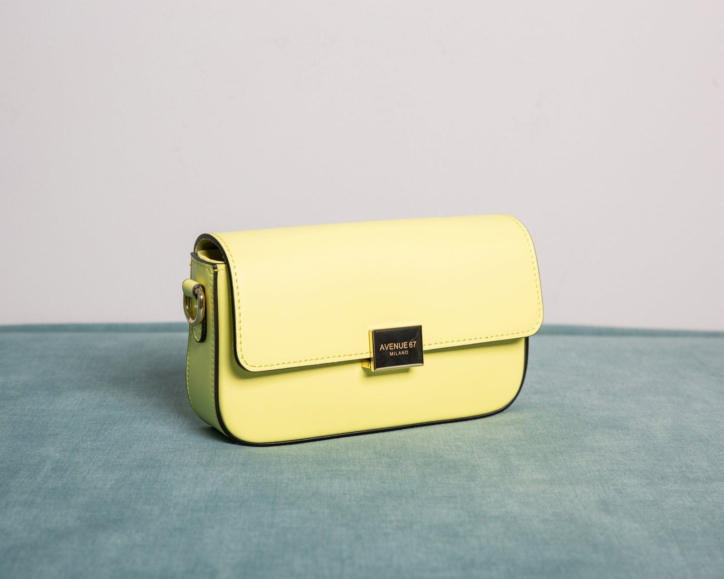 BORSA FARAH AVENUE 67 - SALA MERATE