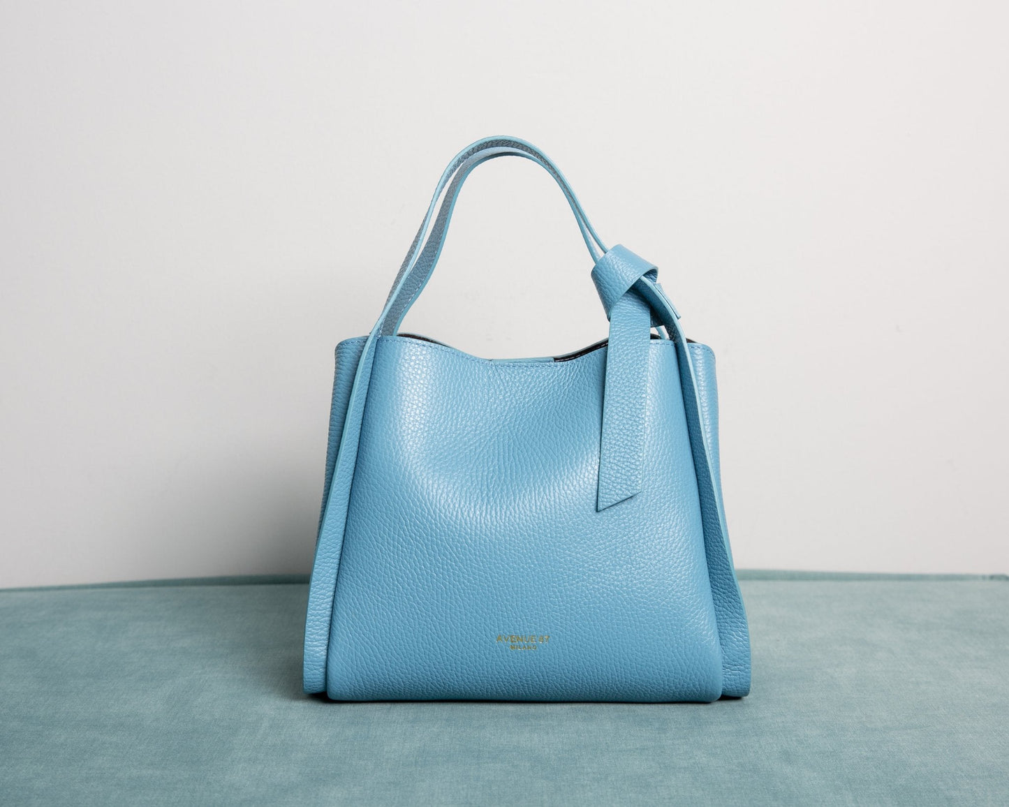 BORSA GISELA AVENUE 67 - SALA MERATE