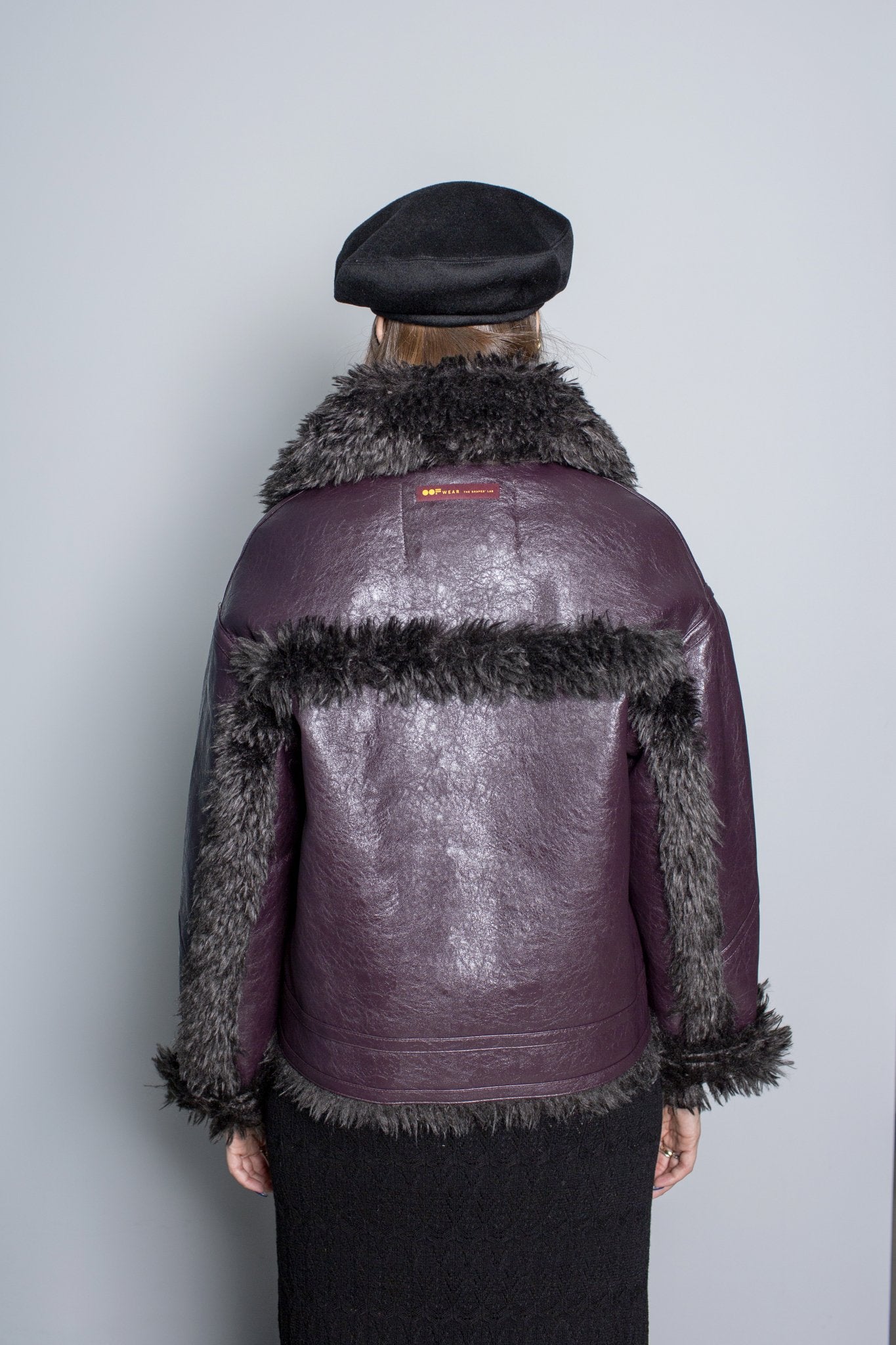 CHIODO IN ECO PELLICCIA OOF WEAR - SALA MERATE