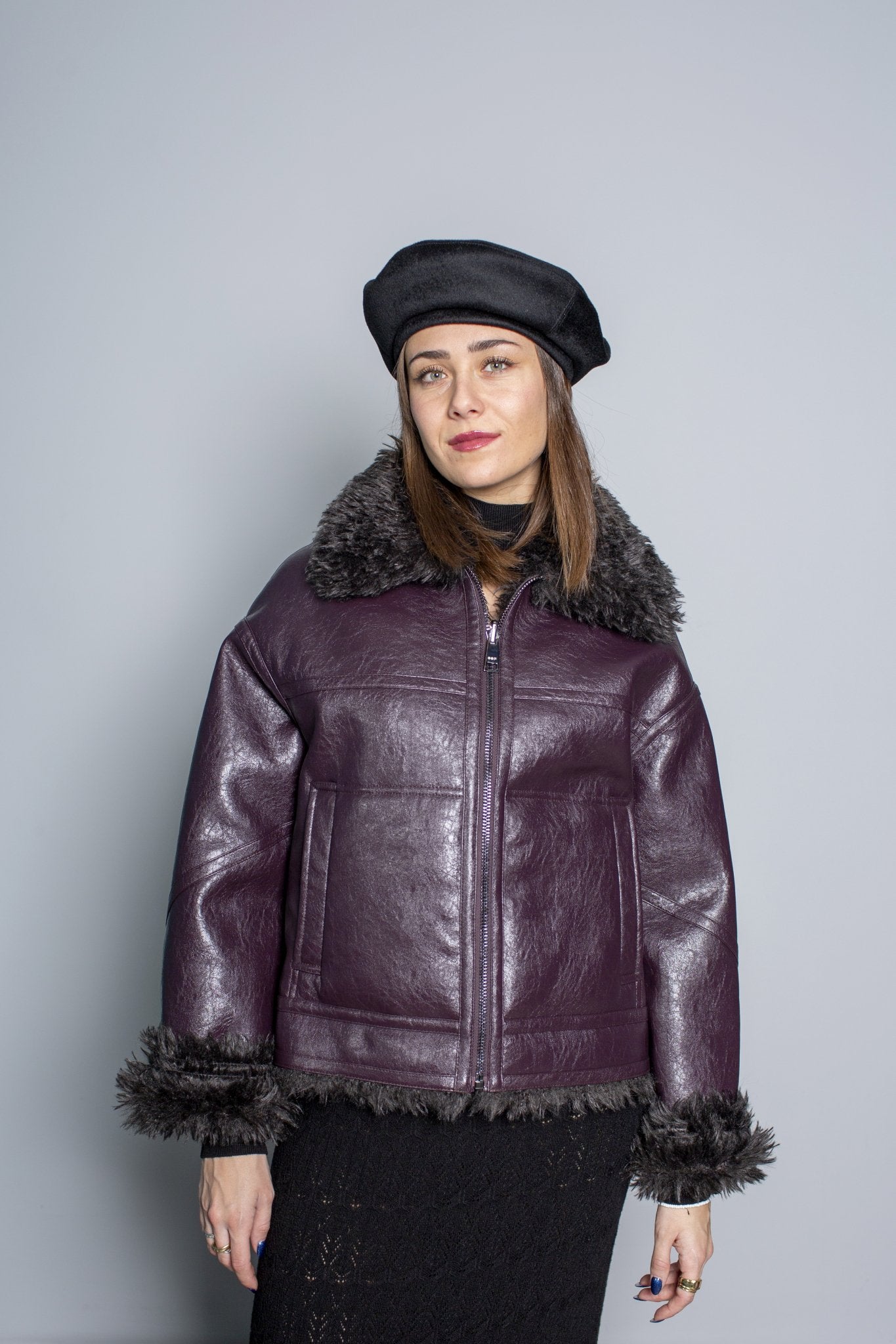 CHIODO IN ECO PELLICCIA OOF WEAR