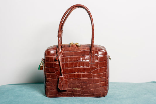 BORSA ANTEA AVENUE 67